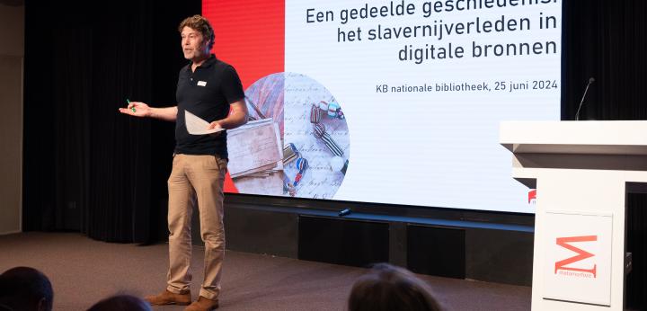 Foto van Huibert Crijns op het podium